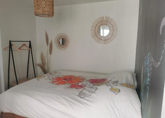 Le Chateau Des Abeilles - Appartement Recemment Renove - Proche Centre Village Et Route Des Vins